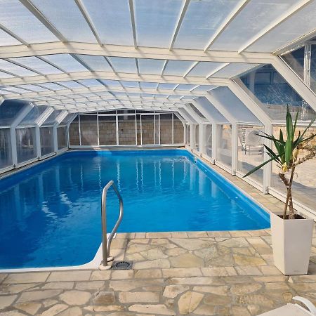 Sunny Hill Apartments & Aqua Park Vrnjačka Banja エクステリア 写真