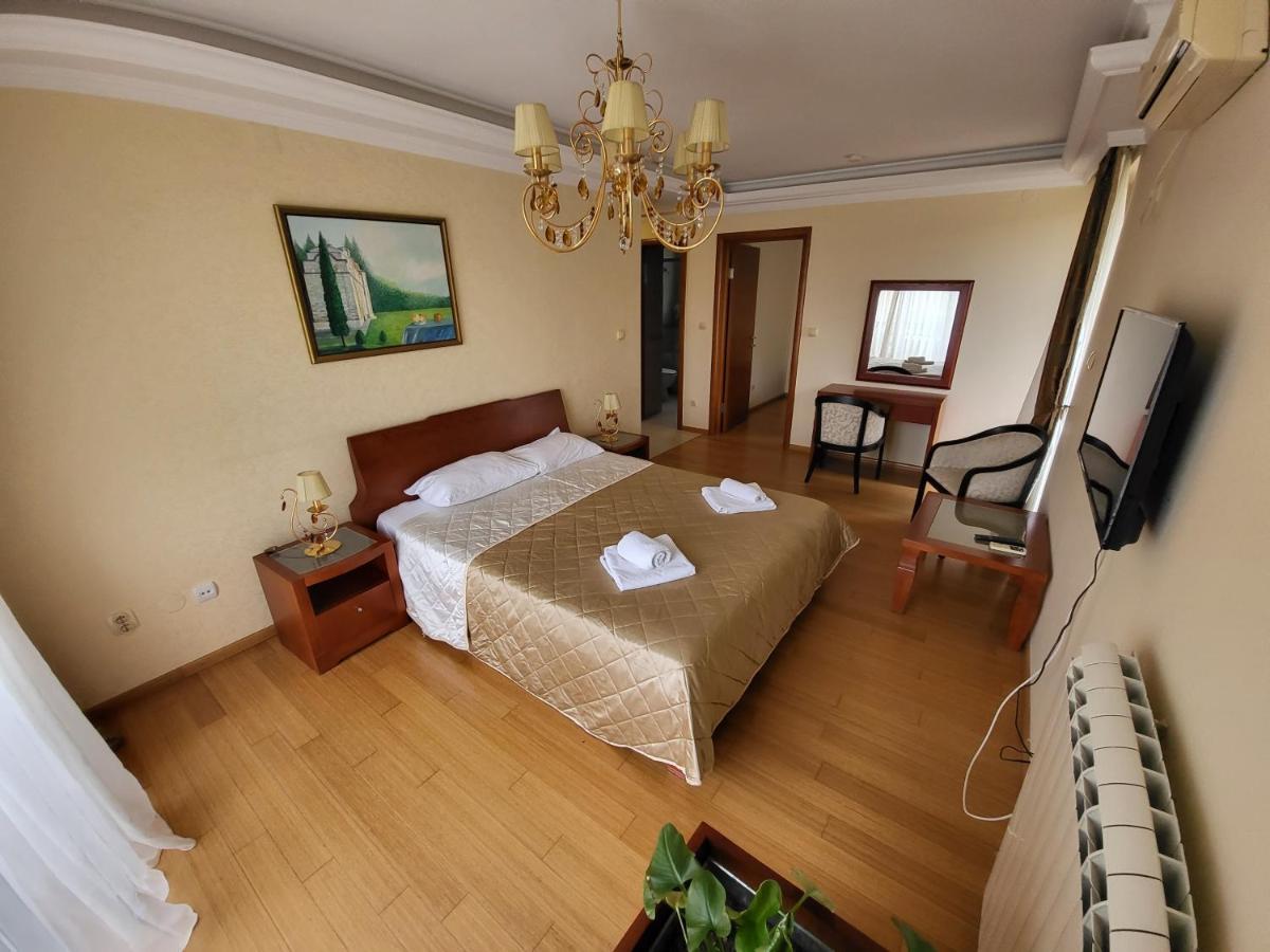 Sunny Hill Apartments & Aqua Park Vrnjačka Banja エクステリア 写真