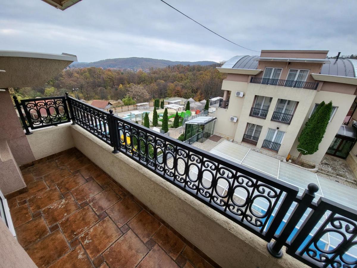 Sunny Hill Apartments & Aqua Park Vrnjačka Banja エクステリア 写真