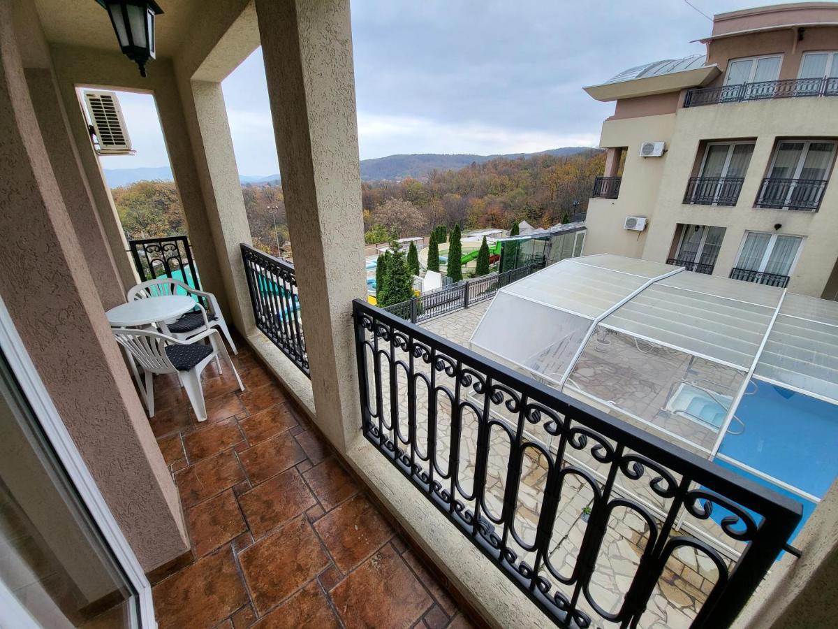 Sunny Hill Apartments & Aqua Park Vrnjačka Banja エクステリア 写真