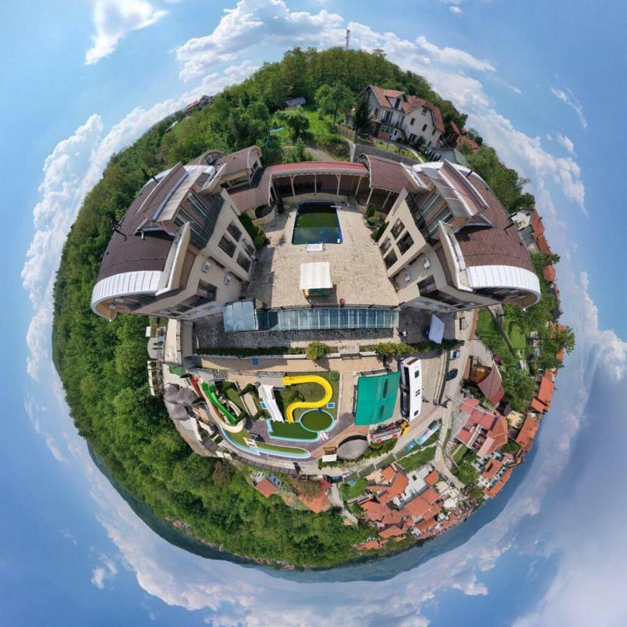 Sunny Hill Apartments & Aqua Park Vrnjačka Banja エクステリア 写真